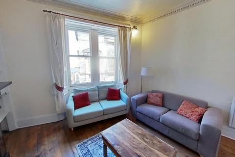 2 bedroom flat to rent, St. Stephen Street, Edinburgh, Midlothian, EH3