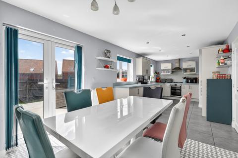4 bedroom detached house for sale, Bracknell RG12