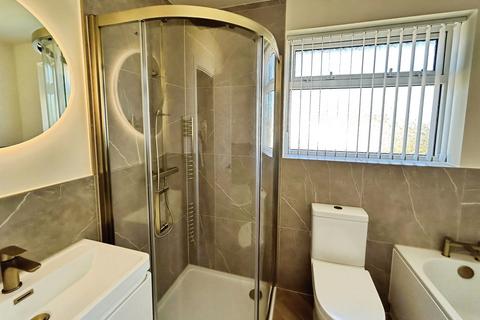 3 bedroom semi-detached house for sale, The Haven, Leeds