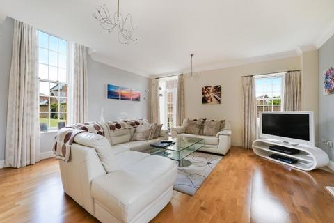 2 bedroom house for sale, Sandy Mead, Epsom
