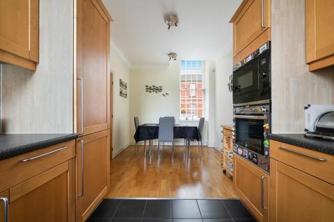 2 bedroom house for sale, Sandy Mead, Epsom
