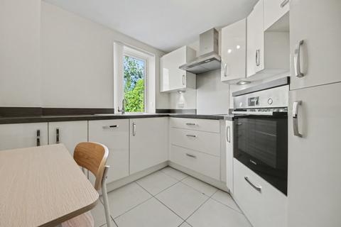 2 bedroom flat for sale, 100 Riverdene Place, Southampton SO18