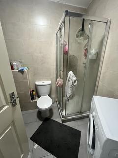 2 bedroom flat to rent, Grove Road, Eastbourne BN21