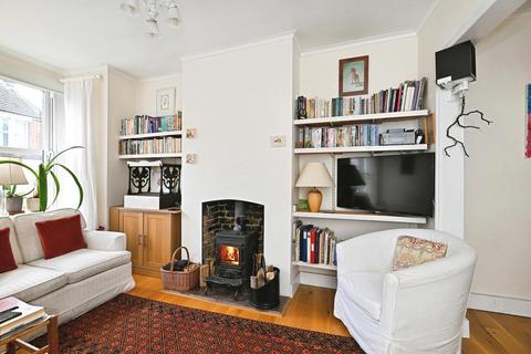 2 bedroom terraced house for sale, Clarence Avenue, Rochester, Kent, ME1