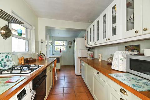 2 bedroom terraced house for sale, Clarence Avenue, Rochester, Kent, ME1