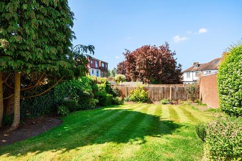 2 bedroom maisonette for sale, Cheviot Close, Enfield
