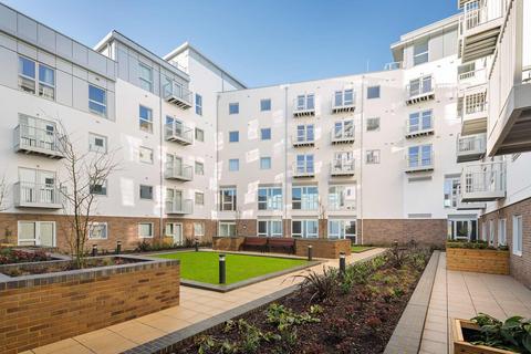 2 bedroom flat for sale, Austen House, Guildford, GU1