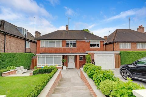 5 bedroom detached house for sale, Church Mount, London, N2