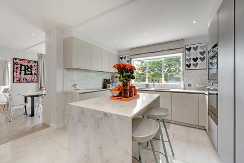 5 bedroom detached house for sale, Church Mount, London, N2
