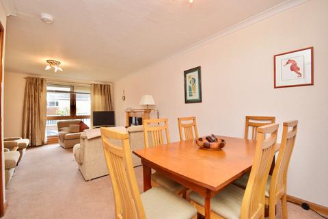 undefined, Almond Road, Bearsden