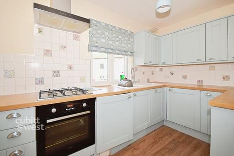 1 bedroom apartment to rent, Adelaide Road Chichester PO19