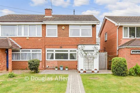 4 bedroom semi-detached house for sale, Upper Rainham Road, Hornchurch, Havering