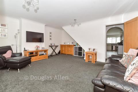 4 bedroom semi-detached house for sale, Upper Rainham Road, Hornchurch, Havering