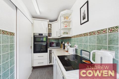 2 bedroom house for sale, Filey Road, Scarborough YO11