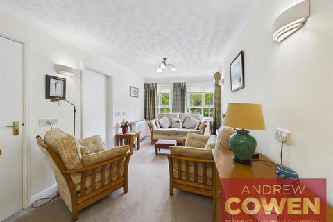 2 bedroom house for sale, Filey Road, Scarborough YO11