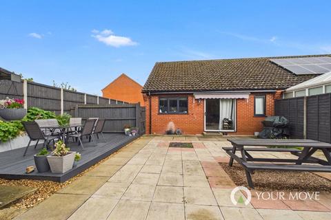 2 bedroom bungalow for sale, Millers Green, Norfolk IP20