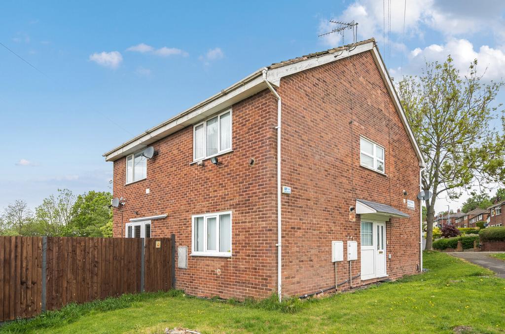 Woodhall Drive, Kirkstall, Leeds, LS5