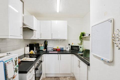 1 bedroom retirement property for sale, Grosvenor Close, Poulton-le-Fylde FY6