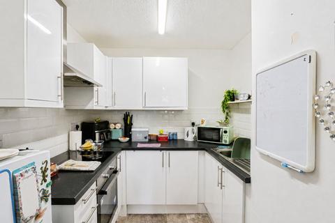 1 bedroom retirement property for sale, Grosvenor Close, Poulton-le-Fylde FY6
