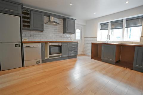 2 bedroom terraced house for sale, Station Road, Holywell Green