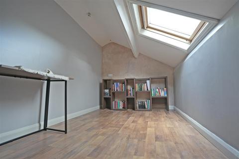 2 bedroom terraced house for sale, Station Road, Holywell Green