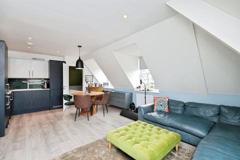 1 bedroom apartment for sale, High Street, Rickmansworth