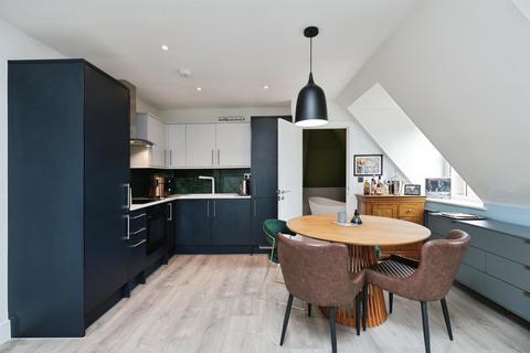 1 bedroom apartment for sale, High Street, Rickmansworth