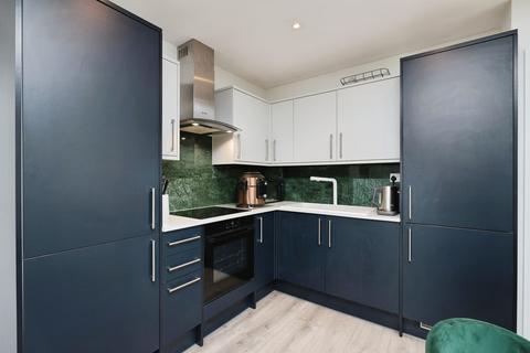 1 bedroom apartment for sale, High Street, Rickmansworth