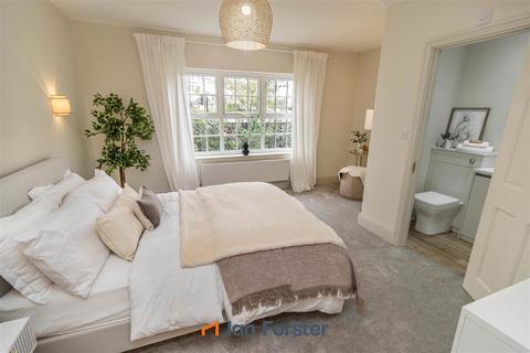 4 bedroom bungalow for sale, Gosforth Park Villas, North Gosforth, Newcastle Upon Tyne