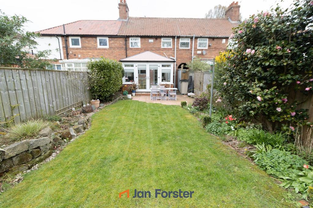 House in Newcastle Upon Tyne - More