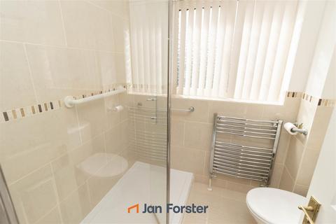 2 bedroom end of terrace house for sale, Garden Close, Seaton Burn, Newcastle Upon Tyne