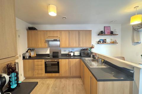 2 bedroom house to rent, Lone Eagle Close, Southampton, SO19