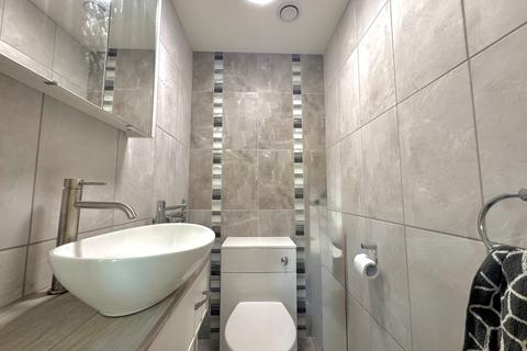 2 bedroom house to rent, Lone Eagle Close, Southampton, SO19