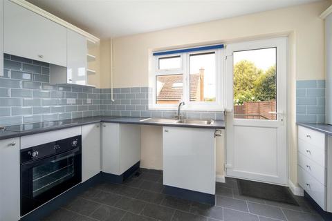 2 bedroom detached bungalow for sale, Merrie Gardens, Lake, Sandown