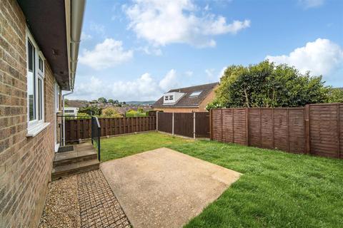 2 bedroom detached bungalow for sale, Merrie Gardens, Lake, Sandown
