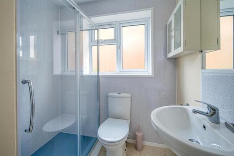 2 bedroom detached bungalow for sale, Merrie Gardens, Lake, Sandown