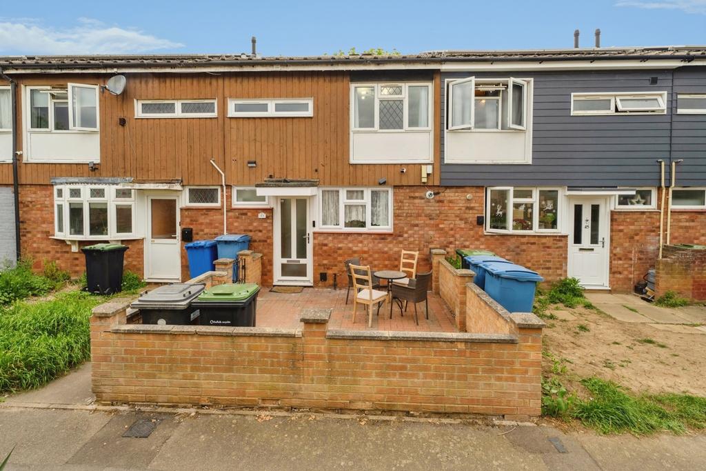 3 bedroom terraced house for sale