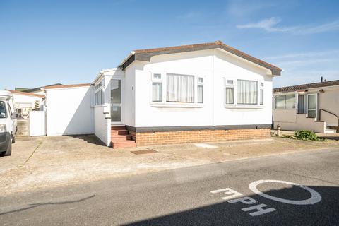 2 bedroom detached house for sale, Willowbrook Park, West Sussex BN15