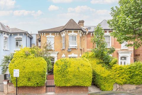 Fountayne Road, London, N16