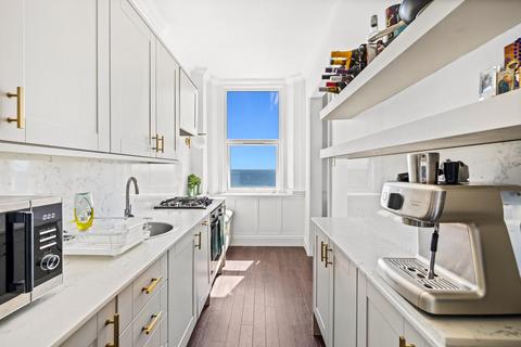 1 bedroom apartment for sale, Kingsway, Hove