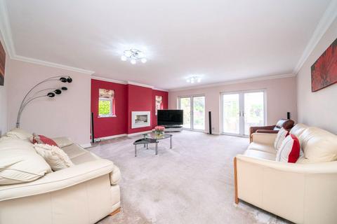 6 bedroom detached bungalow for sale, Wellhead Road, Totternhoe, LU6