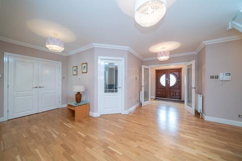 6 bedroom detached bungalow for sale, Wellhead Road, Totternhoe, LU6