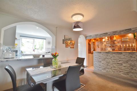 4 bedroom house for sale, Long Furlong Drive, Slough