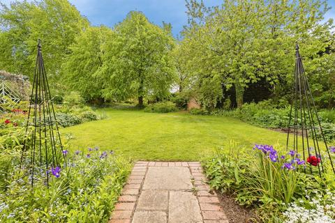 undefined, Willow Lea, Mollington, Chester, Cheshire, CH1