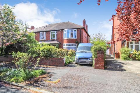 2 bedroom apartment for sale, Helmsley Road, Leeds, West Yorkshire, LS16