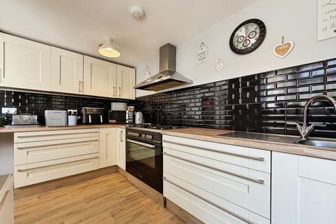 3 bedroom terraced house for sale, HIGH HALDEN