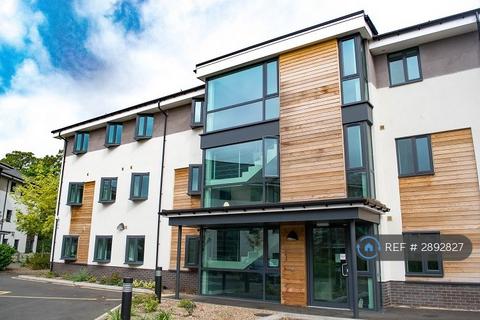1 bedroom in a flat share to rent, Warwick New Road, Leamington Spa, CV32