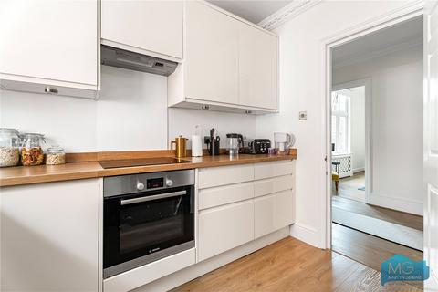 3 bedroom apartment for sale, Crescent East, Hadley Wood, Hertfordshire, EN4