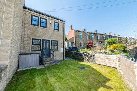 2 bedroom terraced house for sale, Field Fold, Skelmanthorpe, HD8