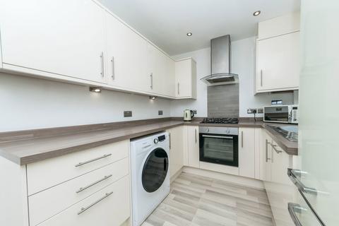 2 bedroom terraced house for sale, Field Fold, Skelmanthorpe, HD8
